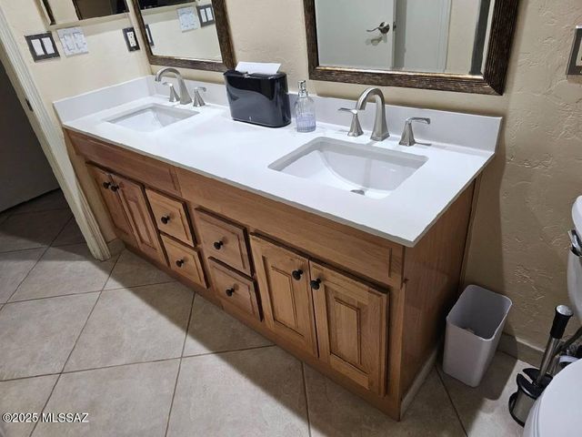 8021 N Padova Place, Tucson, AZ 85741