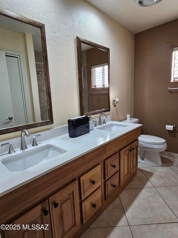 8021 N Padova Place, Tucson, AZ 85741