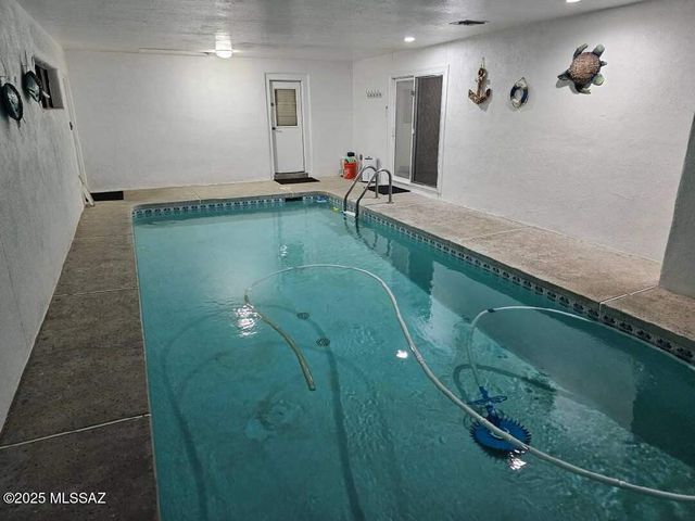 8021 N Padova Place, Tucson, AZ 85741