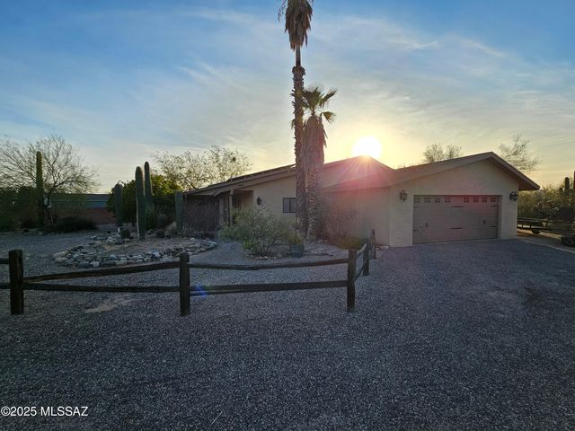 8021 N Padova Place, Tucson, AZ 85741