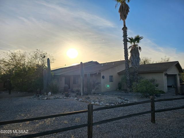 8021 N Padova Place, Tucson, AZ 85741