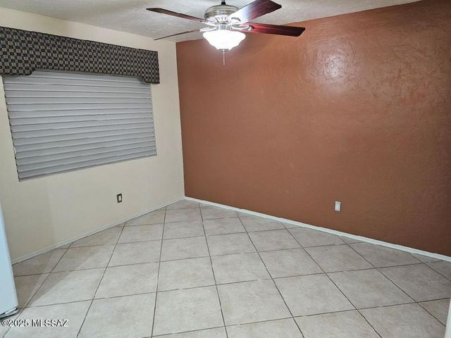 8021 N Padova Place, Tucson, AZ 85741