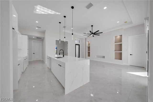 2601 14th ST SW, Lehigh Acres, FL 33976