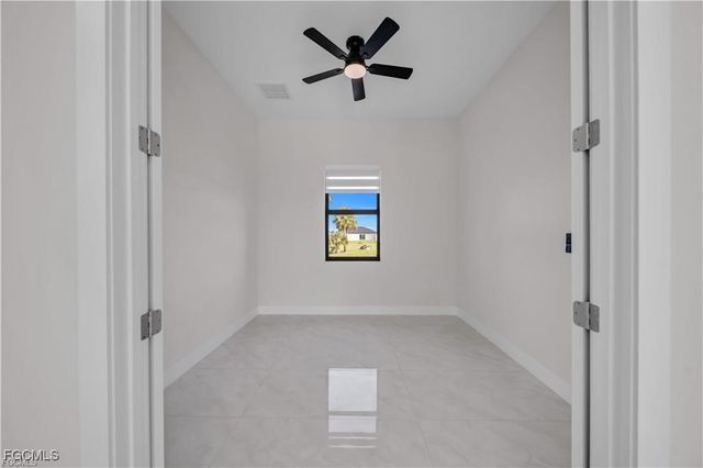 2601 14th ST SW, Lehigh Acres, FL 33976