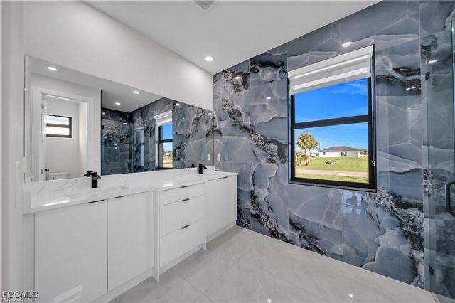 2601 14th ST SW, Lehigh Acres, FL 33976