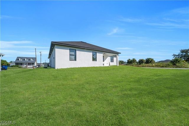 2601 14th ST SW, Lehigh Acres, FL 33976