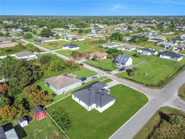 2601 14th ST SW, Lehigh Acres, FL 33976