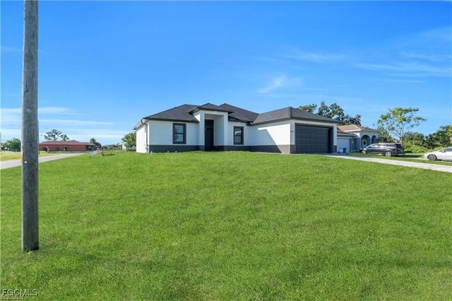 2601 14th ST SW, Lehigh Acres, FL 33976