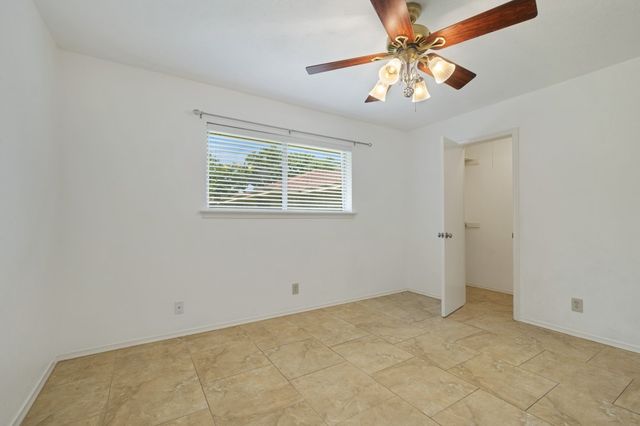 2416-2418 Bolivar Street, Denton, TX 76201
