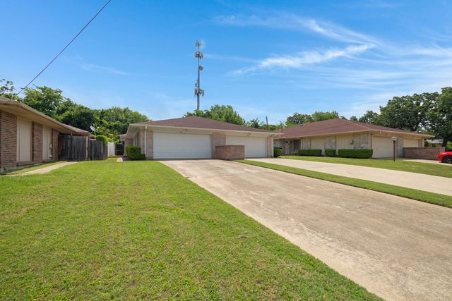 2416-2418 Bolivar Street, Denton, TX 76201