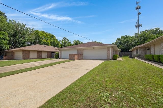 2416-2418 Bolivar Street, Denton, TX 76201