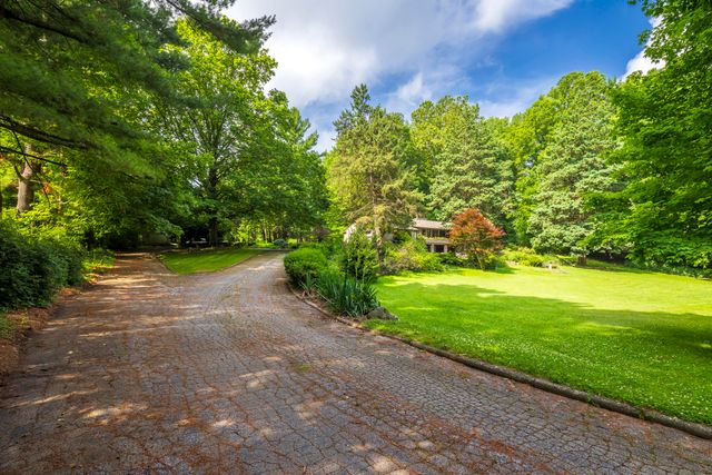 126 Orchard Avenue, La Porte, IN 46350