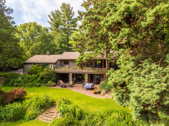 126 Orchard Avenue, La Porte, IN 46350