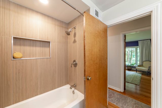 126 Orchard Avenue, La Porte, IN 46350