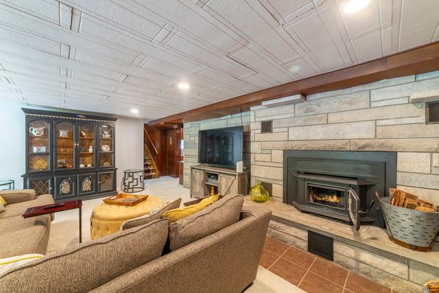 126 Orchard Avenue, La Porte, IN 46350