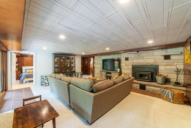 126 Orchard Avenue, La Porte, IN 46350