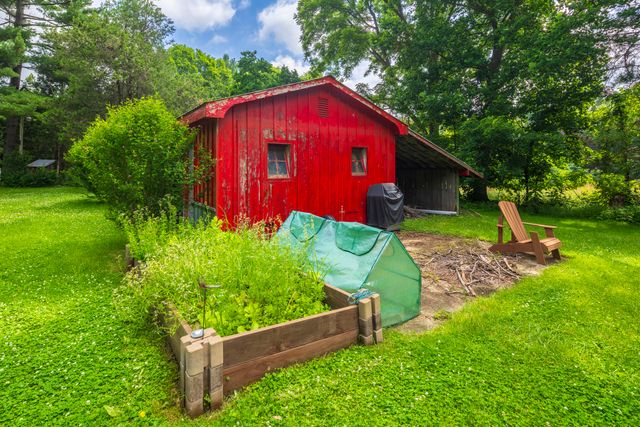 126 Orchard Avenue, La Porte, IN 46350