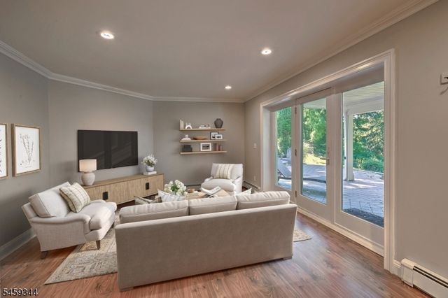 3 Prospect St, Peapack Gladstone Boro, NJ 07977
