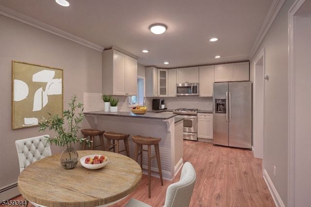 3 Prospect St, Peapack Gladstone Boro, NJ 07977