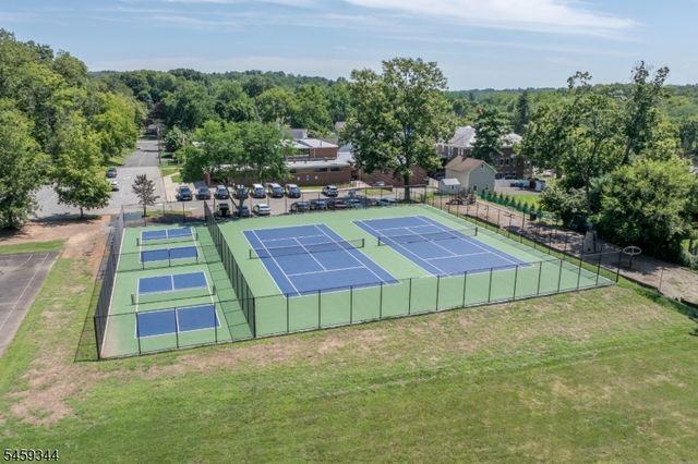 3 Prospect St, Peapack Gladstone Boro, NJ 07977