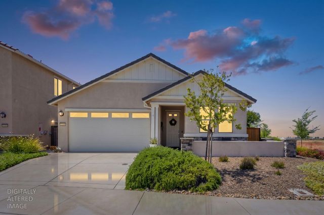 4100 Cypress Grove Dr, Rancho Cordova, CA 95742
