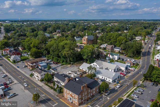 613 WEEKS CT, Berryville, VA 22611