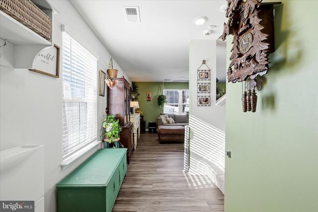 613 WEEKS CT, Berryville, VA 22611