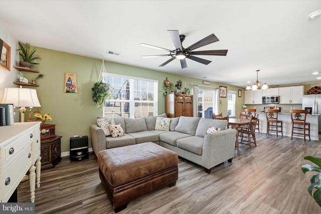 613 WEEKS CT, Berryville, VA 22611