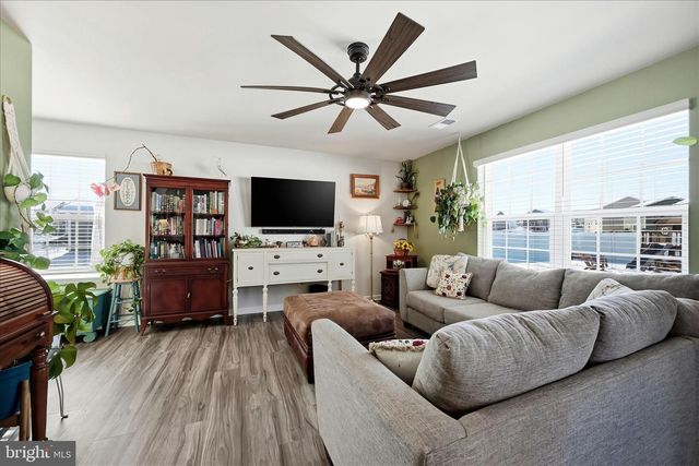 613 WEEKS CT, Berryville, VA 22611