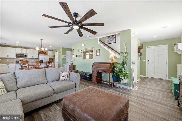 613 WEEKS CT, Berryville, VA 22611