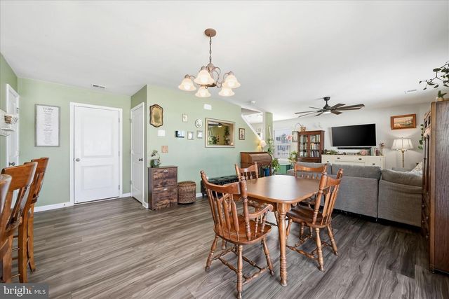 613 WEEKS CT, Berryville, VA 22611