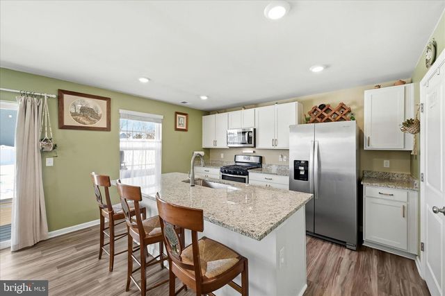 613 WEEKS CT, Berryville, VA 22611