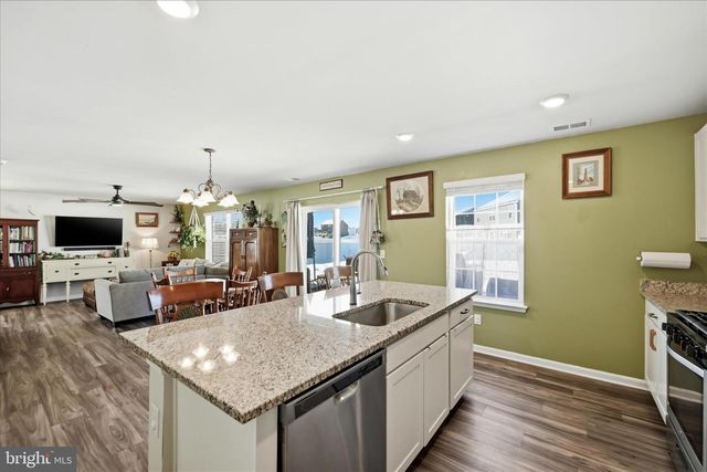 613 WEEKS CT, Berryville, VA 22611