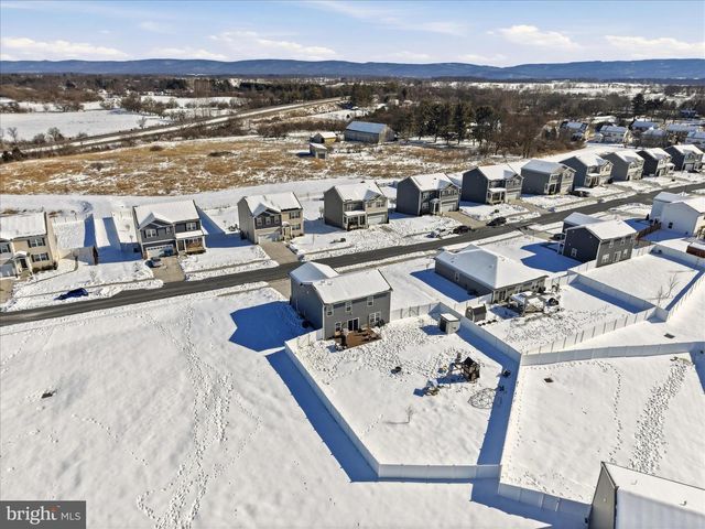 613 WEEKS CT, Berryville, VA 22611