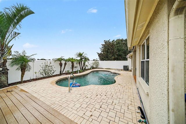 215 FERN GULLEY DRIVE, Seffner, FL 33584