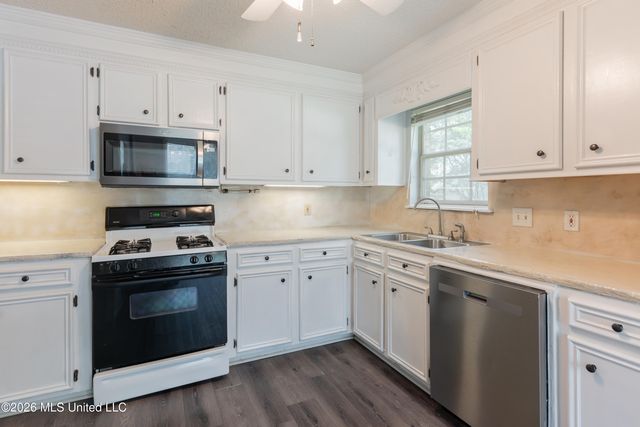 107 Yorkshire Cove, Clinton, MS 39056