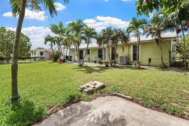 12381 SW 264th St, Homestead, FL 33032