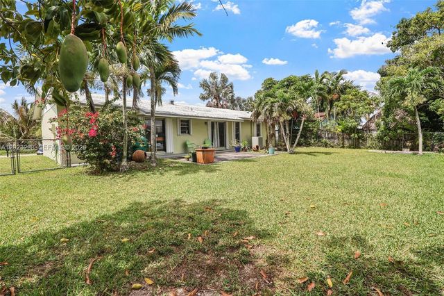 12381 SW 264th St, Homestead, FL 33032