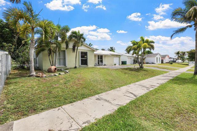 12381 SW 264th St, Homestead, FL 33032