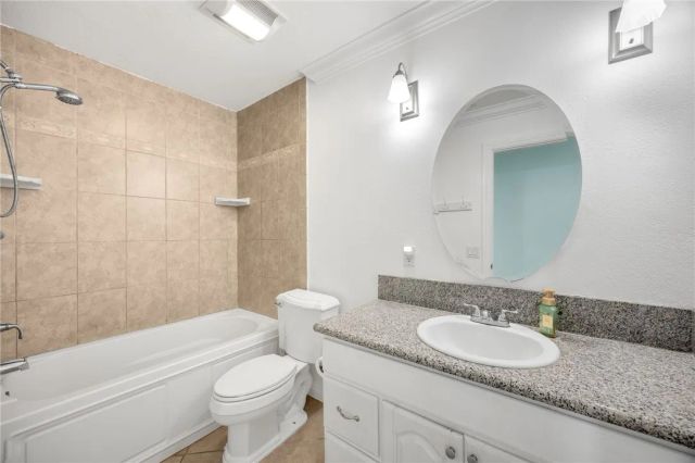 462 Castlegate, Brea, CA 92821