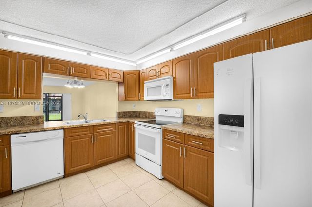 35 Cortez Way 1-43, Davie, FL 33324