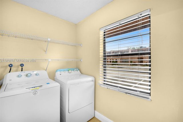 35 Cortez Way 1-43, Davie, FL 33324