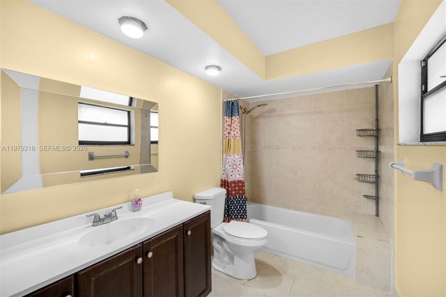 35 Cortez Way 1-43, Davie, FL 33324