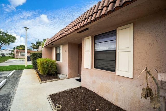 35 Cortez Way 1-43, Davie, FL 33324