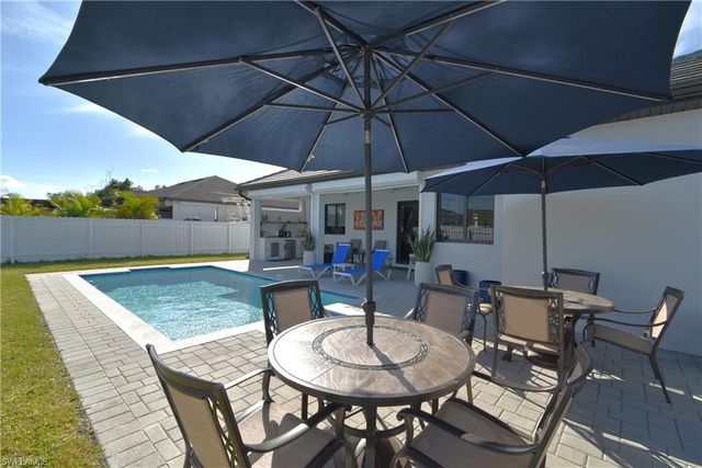 121 NW 10th AVE, Cape Coral, FL 33993