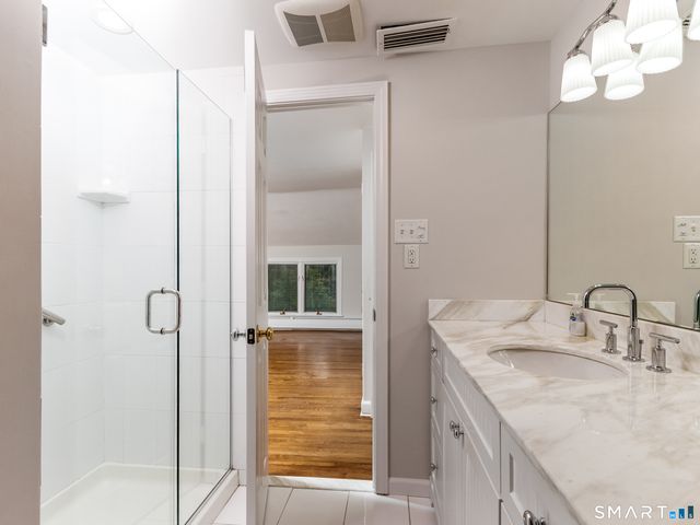 37 Salem Drive, Newington, CT 06111