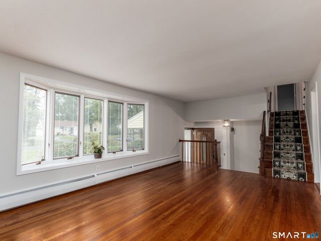 37 Salem Drive, Newington, CT 06111