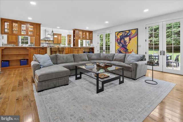 620 LAKE DR, Princeton, NJ 08540