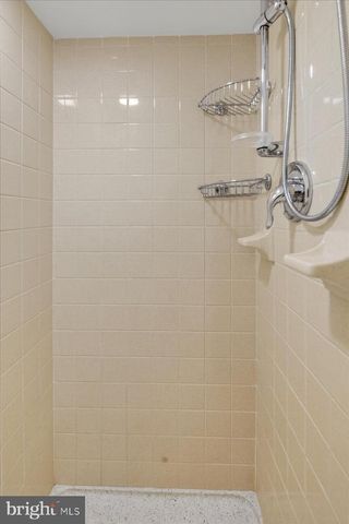 620 LAKE DR, Princeton, NJ 08540