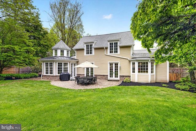 620 LAKE DR, Princeton, NJ 08540